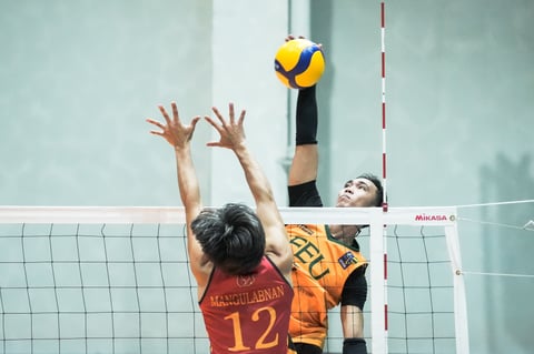 Tamaraws open title defense on high note