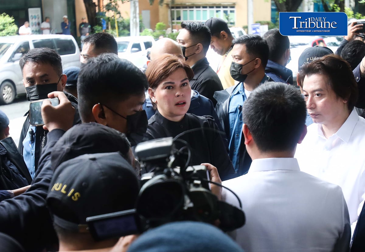 (September 05 2026) Vice President Sara Duterte arrive at the Quezon City Hall of Justice with her counsel, following the issuance of warrant of arrest against her on Saturday September 5 2026, for the three counts of grave threats case involving the first family and former speaker Martin Romualdez. VP Sara requested to the authorities that the Media be allowed to enter the Hall with her, Said she does not feel safe inside the Hall of justice if she entered. Photo/Analy Labor