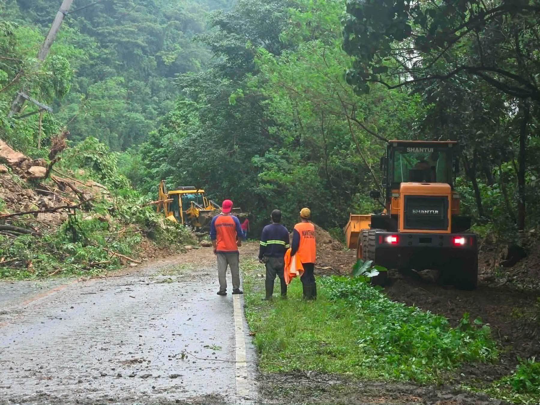 Landslide shuts Marilaque Highway for nearly 12 hours