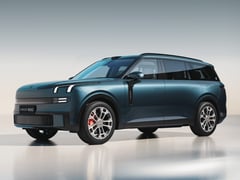 Lynk & Co expands dealership ahead of 900 debut