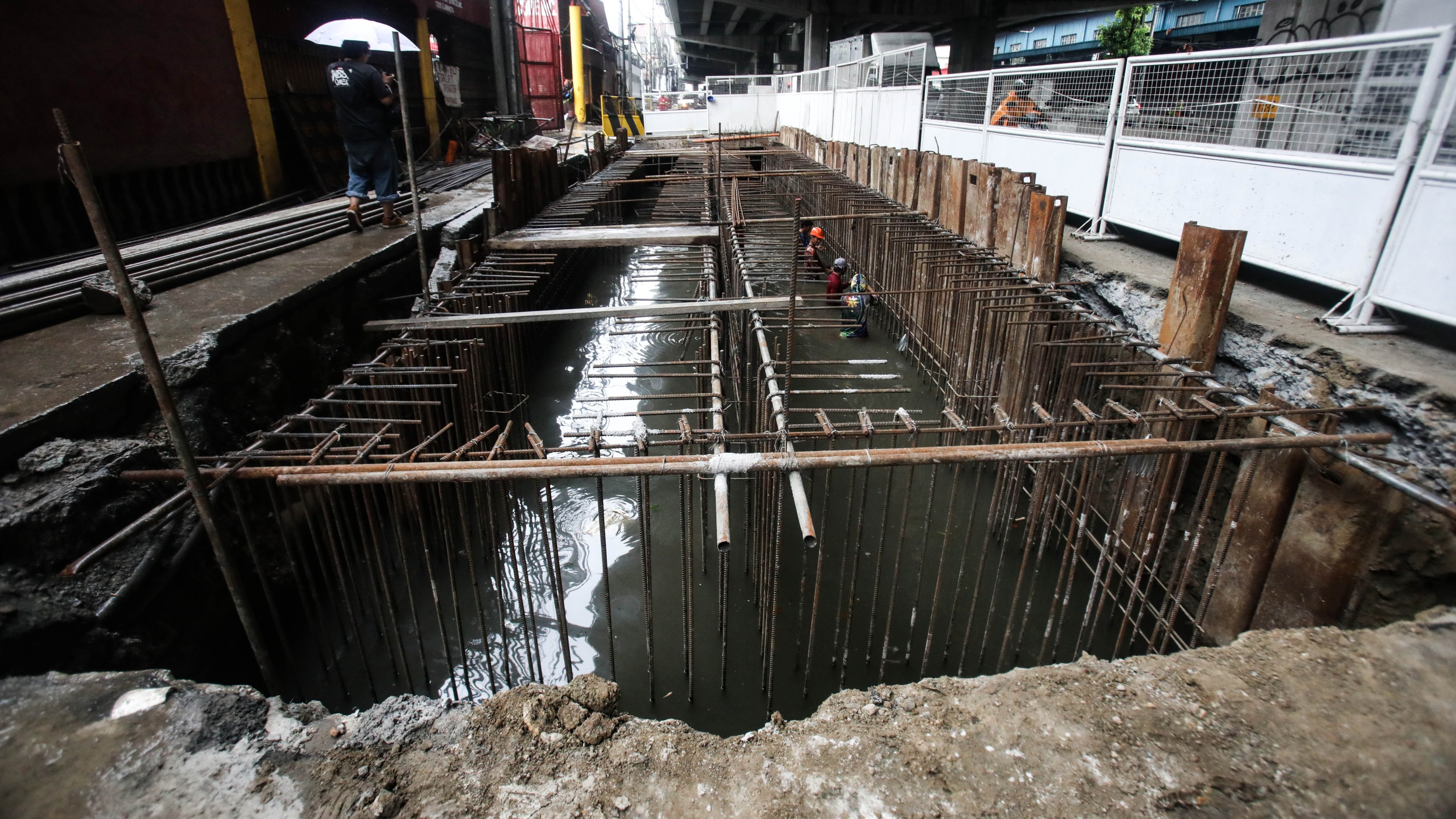 DPWH to widen, add drainage systems along flood-prone G. Araneta Ave.