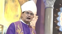 Cardinal David: 
‘Ecological conversion’ needed vs floods