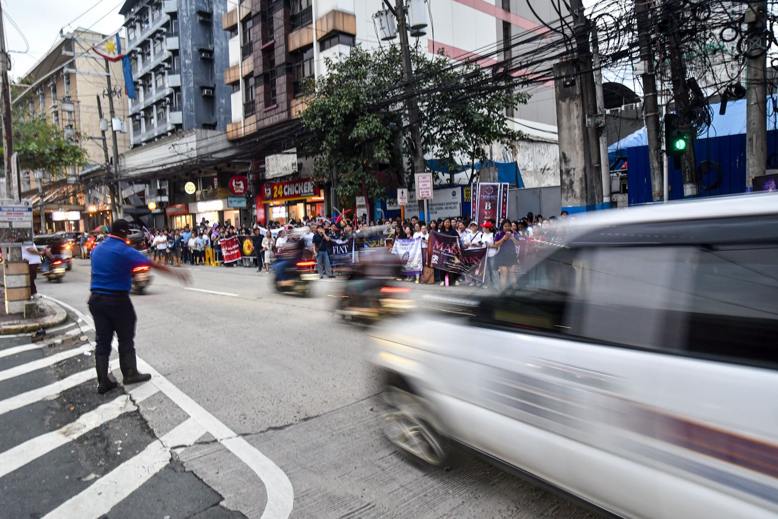 Families and supporters welcomed aspiring lawyers with the  as they complete the 1st day of the 2026 Bar examinations near at the San Beda University testing center in Manila, on September 6. l Zedrich Xylak Madrid