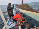 8 rescued, 1 dead after motorboat capsizes off Antique