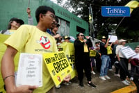 PROTESTERS KEEP WATCH ON ROMUALDEZ CASE