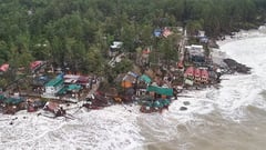 Zambales resort, group link erosion to sand dredging