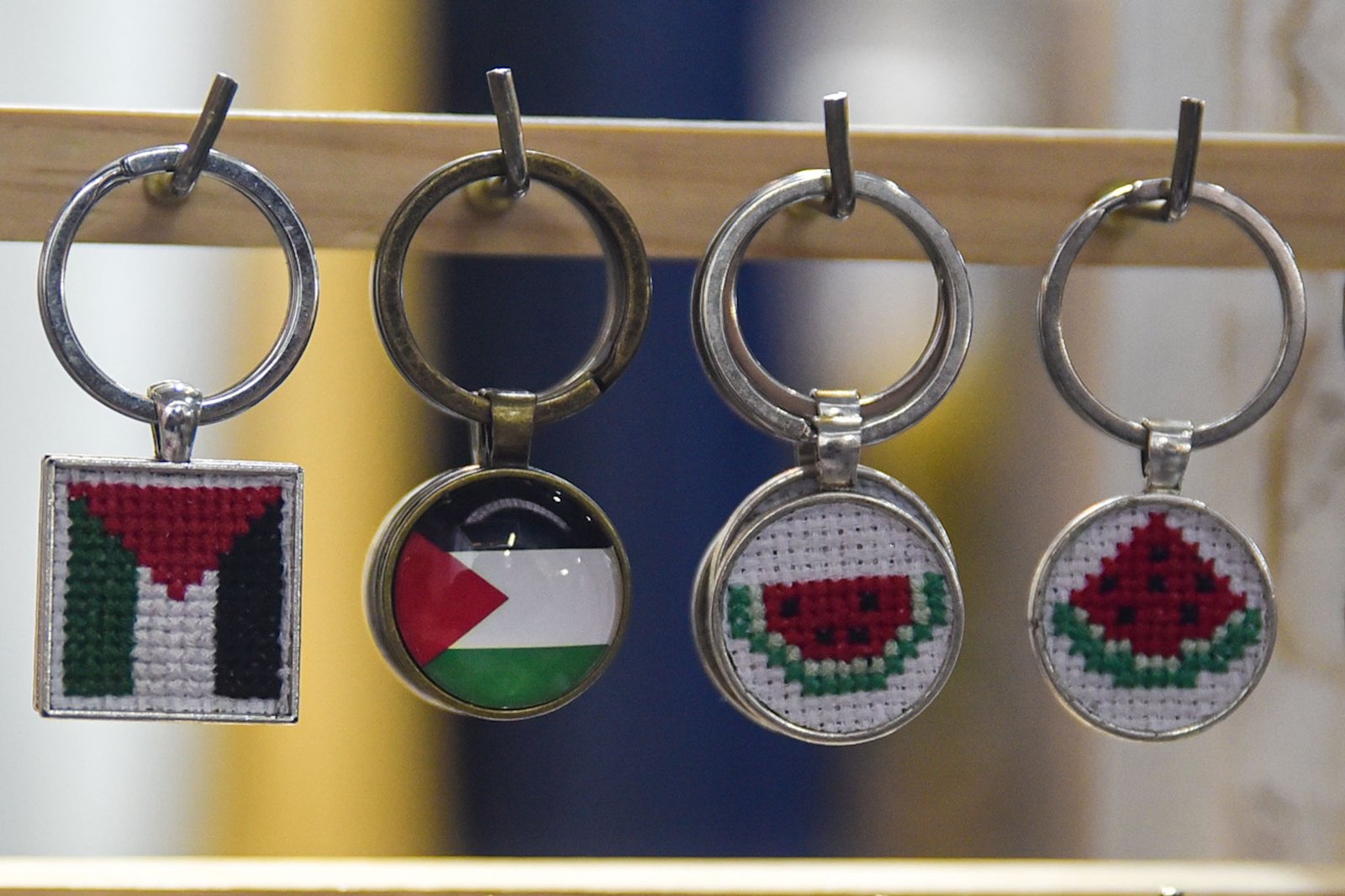 Handcraft bookmarks, accessories and Tatriz items along with homemade sweets are on display at the Gaza Candle and Tatriz Asia booths at Greenhills Shopping Centre in San Juan City, on September 8. l Zedrich Xylak Madrid