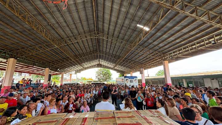 L70,000 DSWD food packs distributed in Pangasinan 4th District