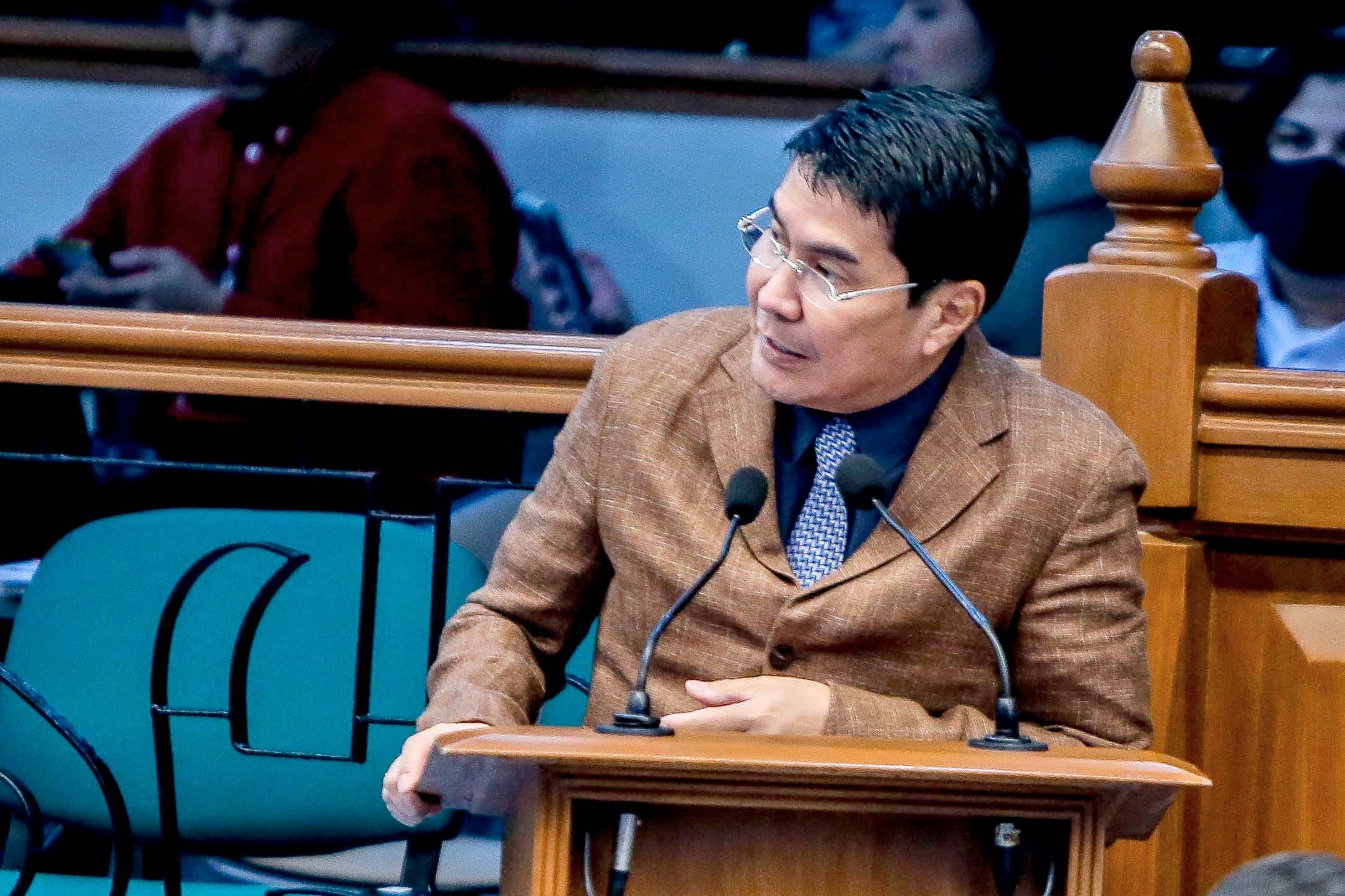 16-vote rule takes legal test