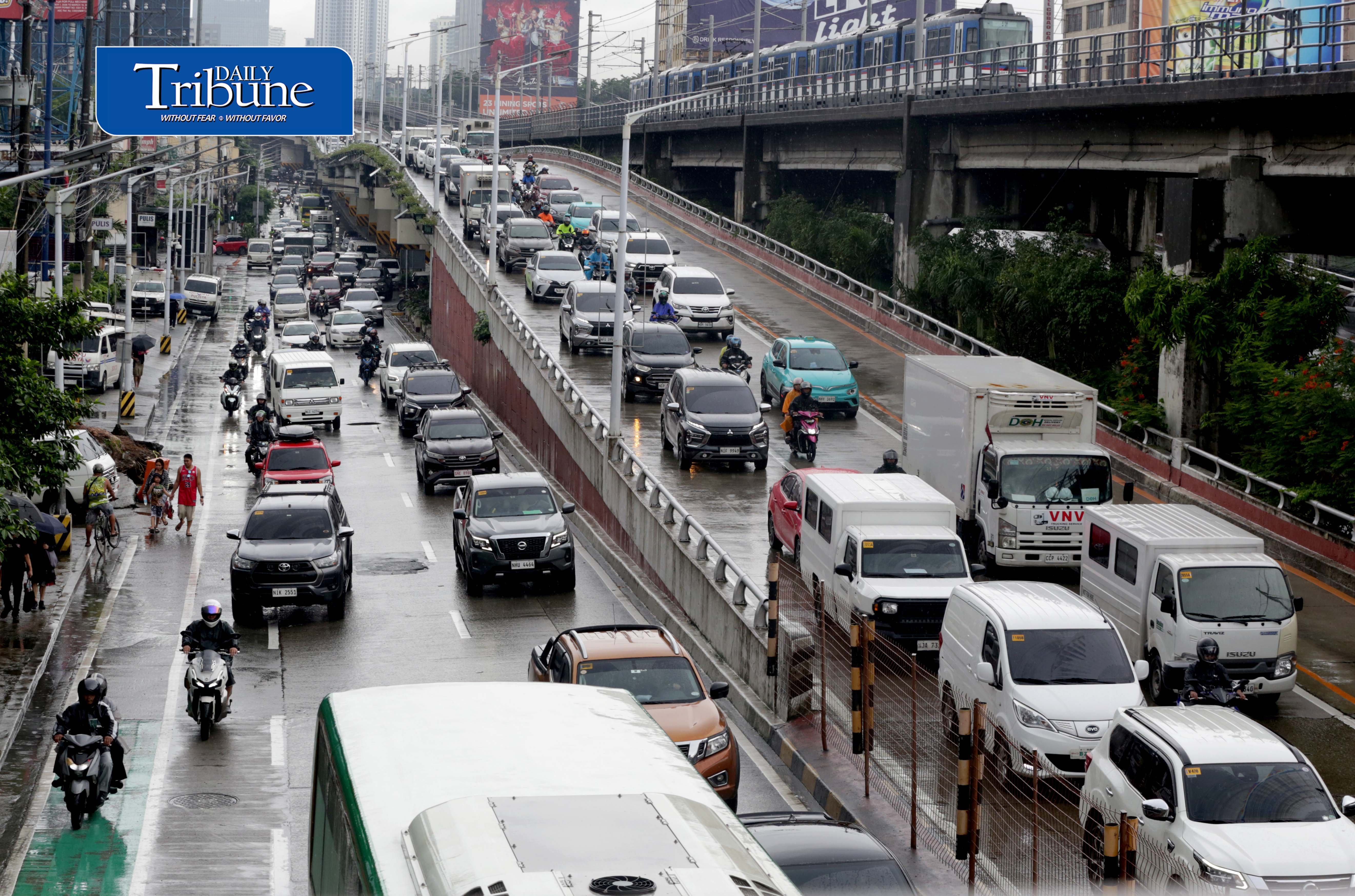 Traffic at EDSA SB