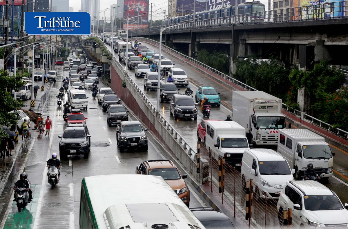 Traffic at EDSA SB