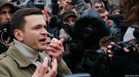 Russian dissident urges anti-Putin protest 