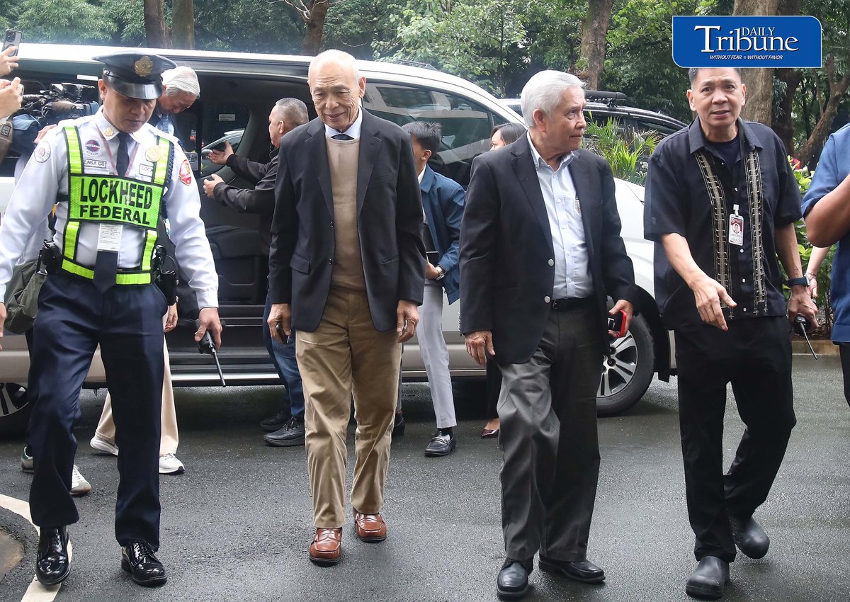ROMUALDEZ HOSPITAL CONFINEMENT HEARING
Medical personnel from Cardinal Santos Medical Center arrive at the Sandiganbayan on Thursday, 10 September 2026, for a hearing on former House Speaker Martin Romualdez’s motion to remain confined at the hospital while facing a plunder charge. | Analy Labor