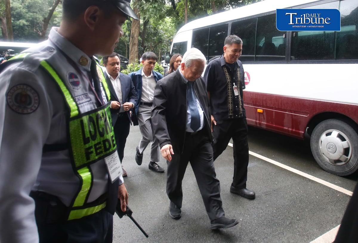 Cardinal Santos Doctors arrive at Sandiganbayan