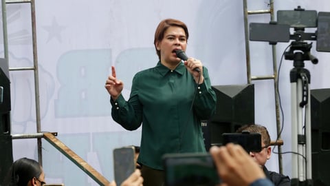 Duterte demands marcos resign