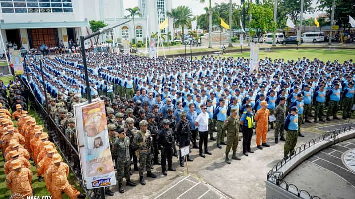 Send off ceremony for the peacekeepers of Peñafrancia fiesta