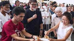 First couple sweet as ever in Batac event  