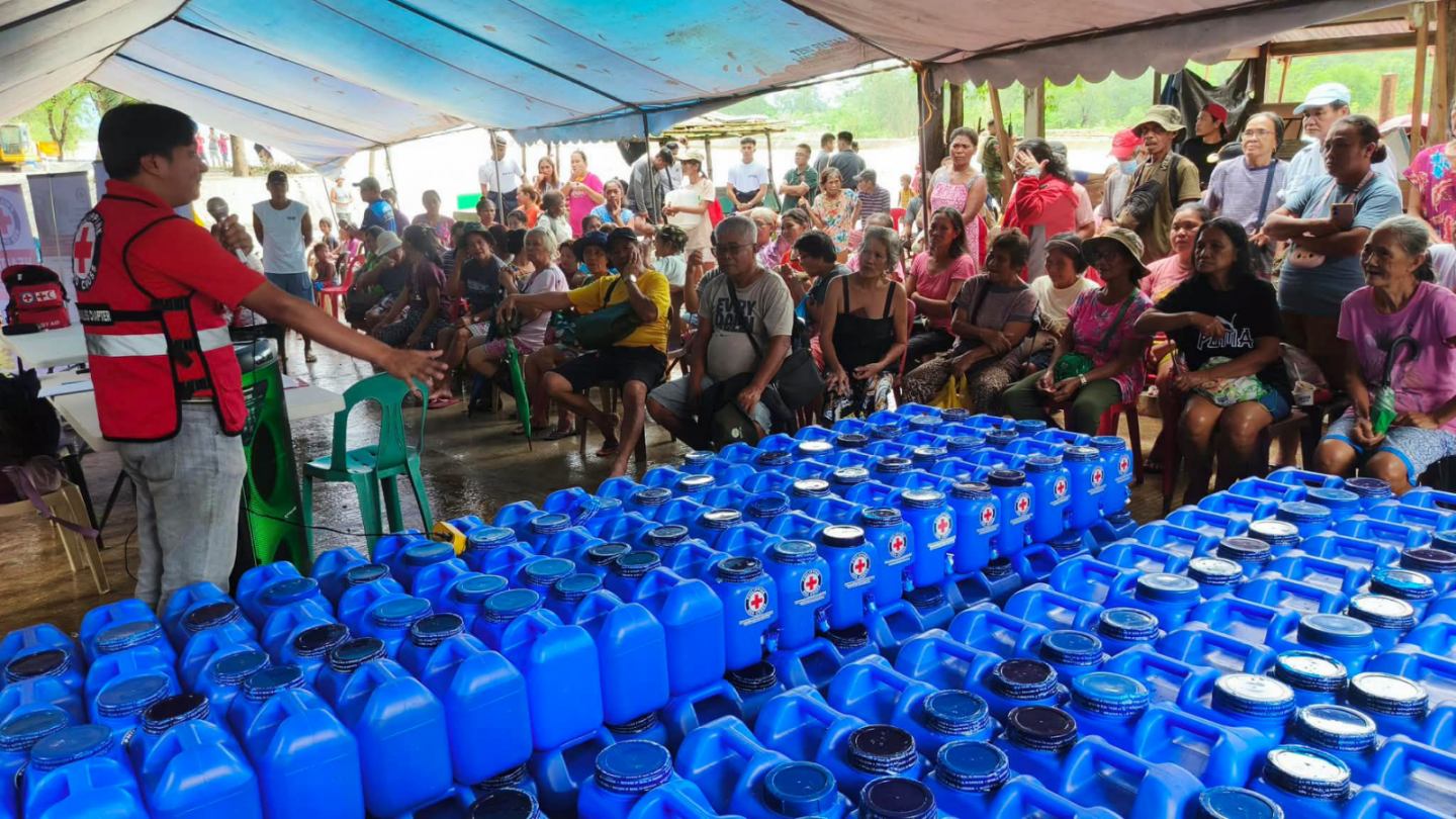 PRC, San Marcelino conduct Bayanihan to bring water to Sta. Fe