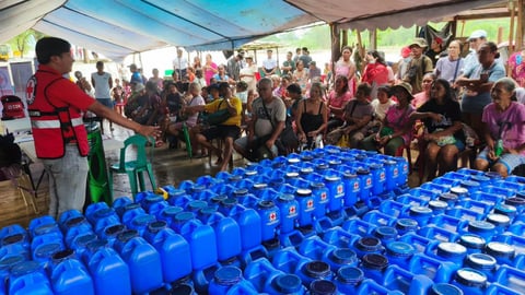 PRC, San Marcelino conduct Bayanihan to bring water to Sta. Fe
