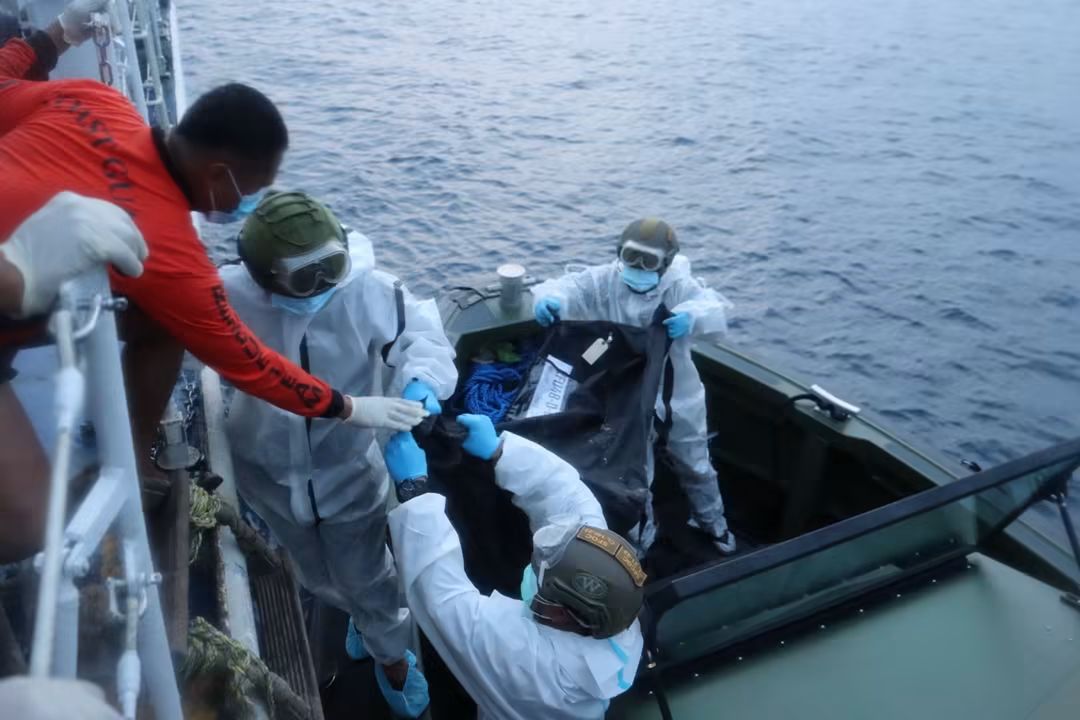Coron ferry fire faces deeper probe as death toll rises