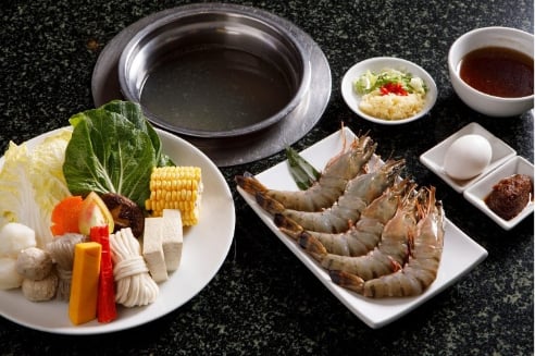 WARM up hearts and bellies with lolo and lola on Grandparents’ Day at Healthy Shabu-Shabu.