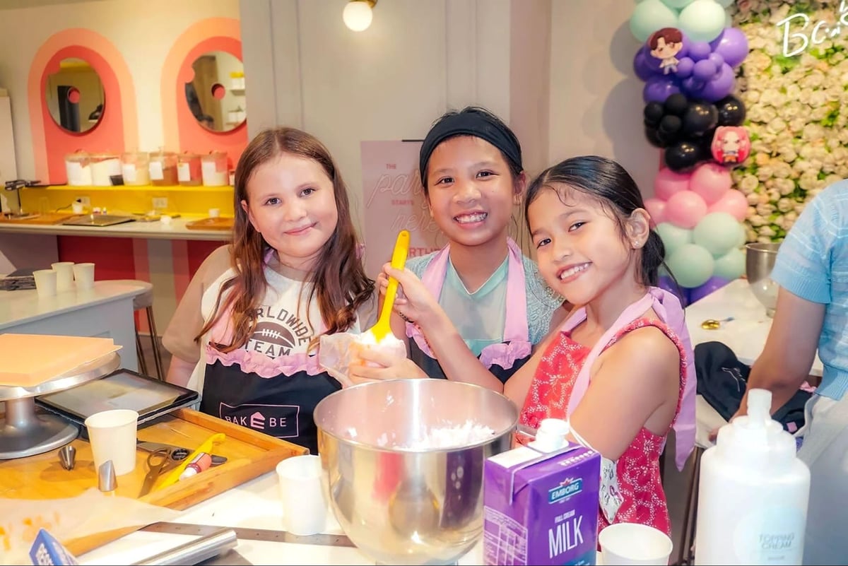 WITNESS your grandparents produce sweet creations at Bakebe.