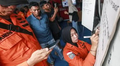 One killed after ship struck