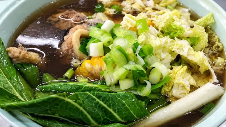 BULALO is the comforting beef soup closely associated with Batangas, Tagaytay and Southern Luzon.