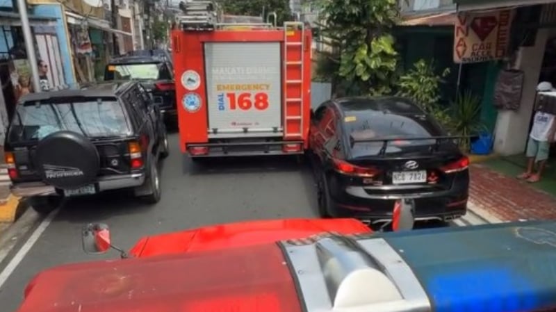 MMDA, LTO crack whip on road obstructions