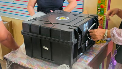 Mentors pass up poll duty
