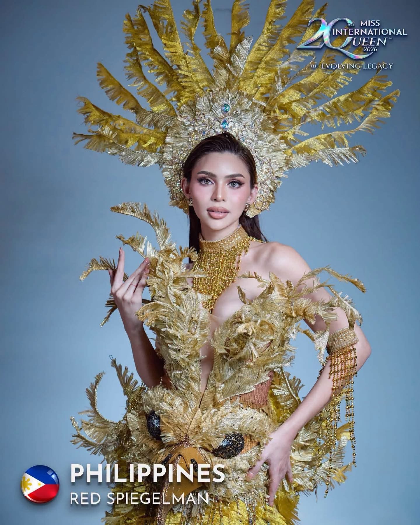 Red Spiegelman soars in Philippine eagle-inspired costume