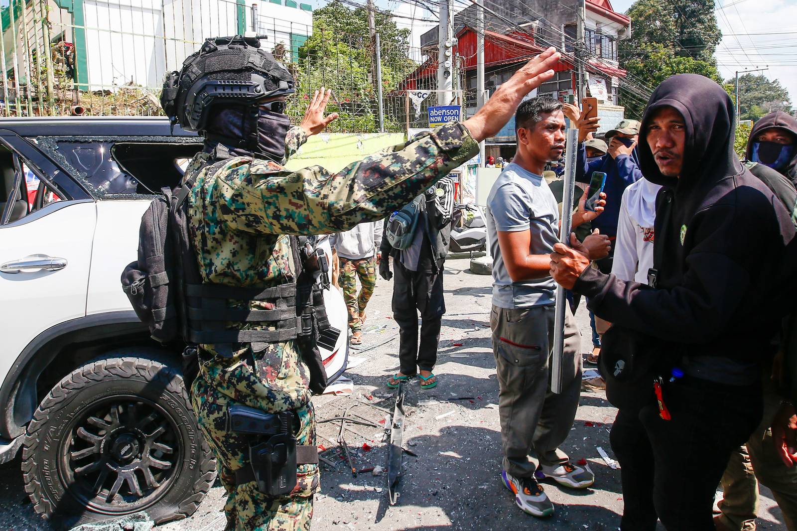 A riot erupts outside Sero Central School along Sinsuat Avenue in Cotabato City on 14 September 2026 as voting continues in the first Bangsamoro Parliamentary Elections. The perpetrators claimed to be members of the United Bangsamoro Justice Party (UBJP). The Commission on Elections has placed Cotabato City under its control following election-related violence.