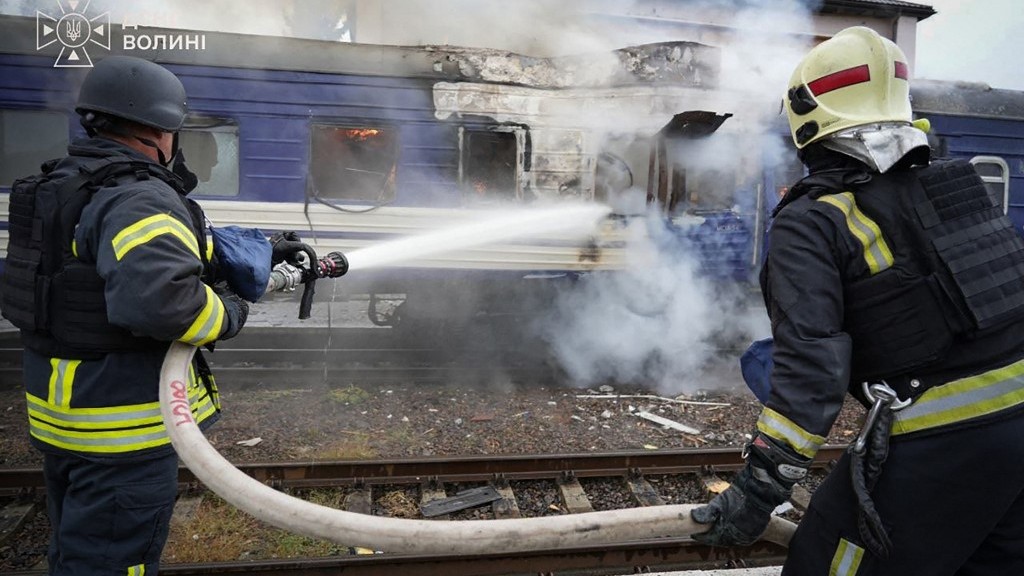 Poland, Ukraine condemn Russian attack near border