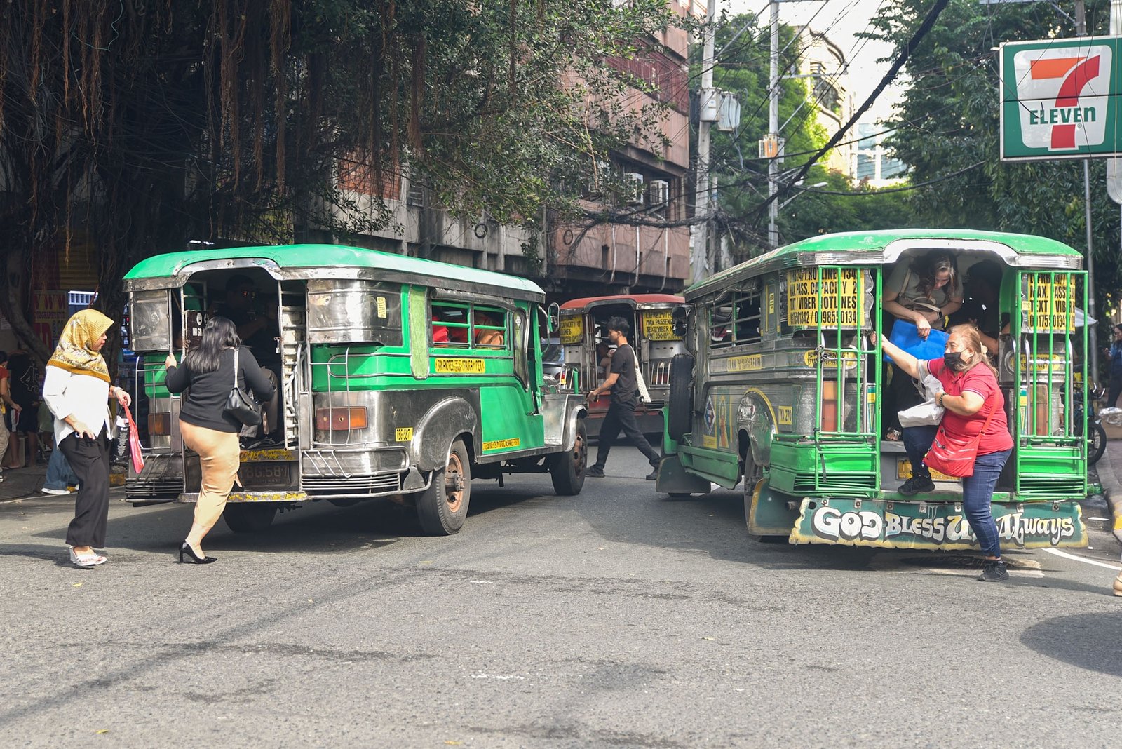 Commuters in Manila are seen riding jeepneys despite the start of a two-day transport strike by MANIBELA over rising fuel prices and calls for a fare increase on 14 September. l Zedrich Xylak Madrid