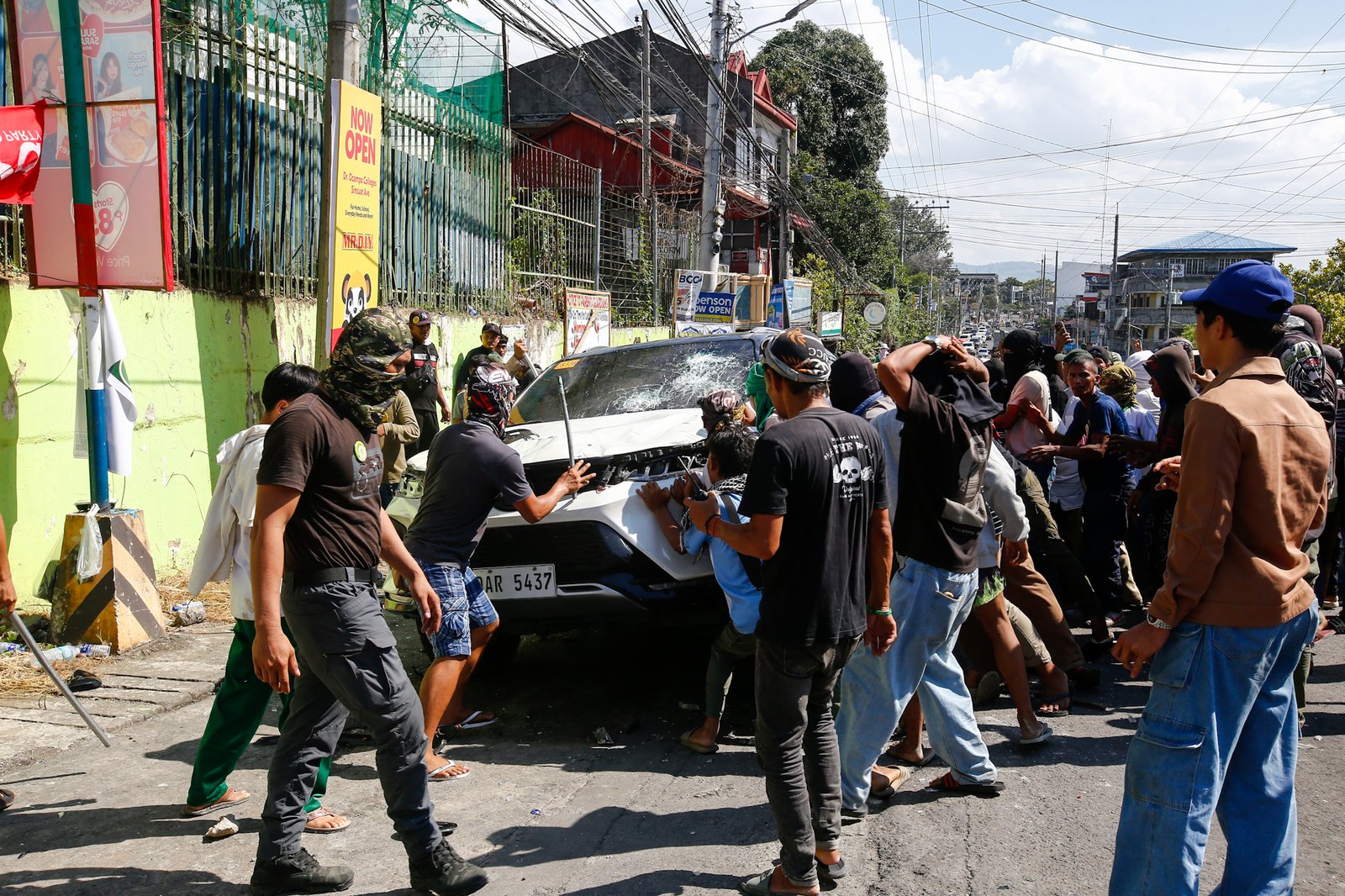 A riot erupts outside Sero Central School along Sinsuat Avenue in Cotabato City on 14 September 2026 as voting continues in the first Bangsamoro Parliamentary Elections. The perpetrators claimed to be members of the United Bangsamoro Justice Party (UBJP). The Commission on Elections has placed Cotabato City under its control following election-related violence.