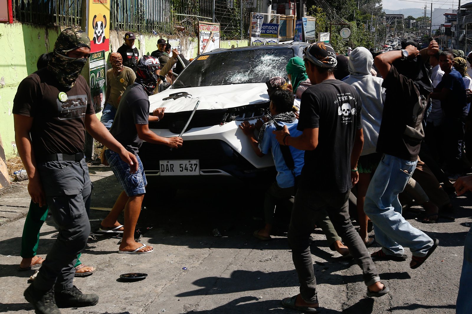 A riot erupts outside Sero Central School along Sinsuat Avenue in Cotabato City on 14 September 2026 as voting continues in the first Bangsamoro Parliamentary Elections. The perpetrators claimed to be members of the United Bangsamoro Justice Party (UBJP). The Commission on Elections has placed Cotabato City under its control following election-related violence.