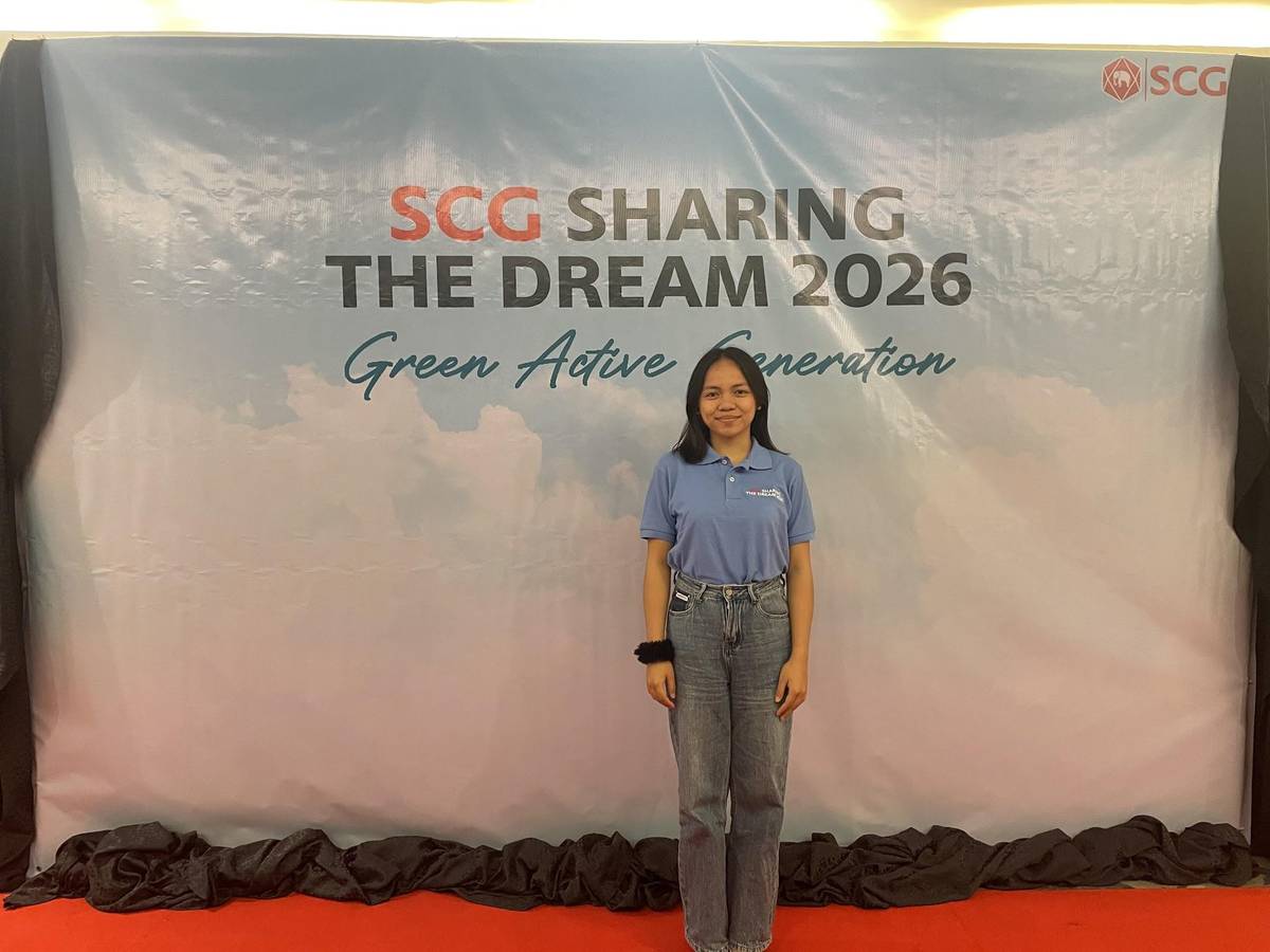 Batangas State University freshman and SCG scholar Ma. Anna Quidet attends this year’s awarding ceremony. Quidet is among the 290 scholars awarded this year.