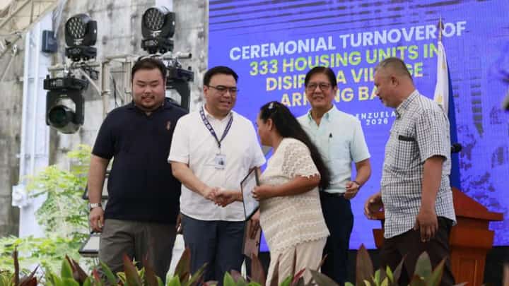 Marcos leads 4PH housing events in Valenzuela, Caloocan