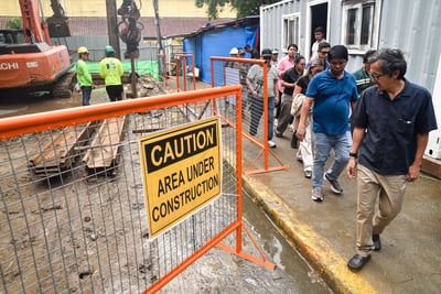 DPWH Sec. Dizon inspects newly installed pumps in Manila