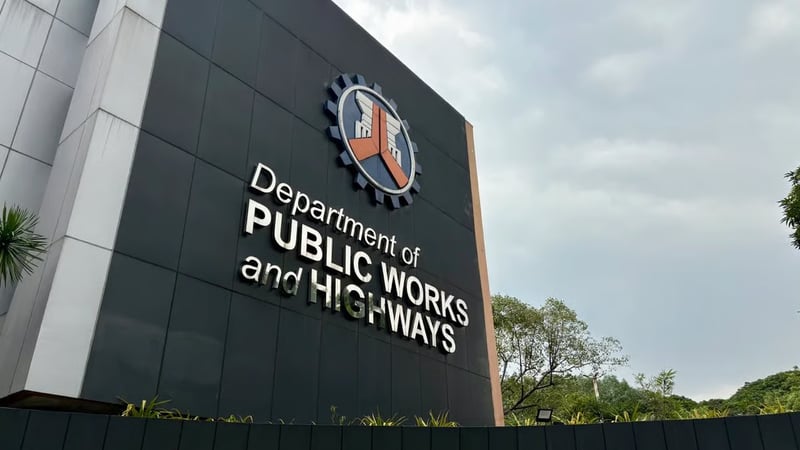 DPWH alerts public against solicitation scheme
