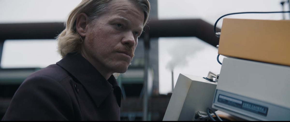 Jesse Plemons as Plutarch Heavensbee.