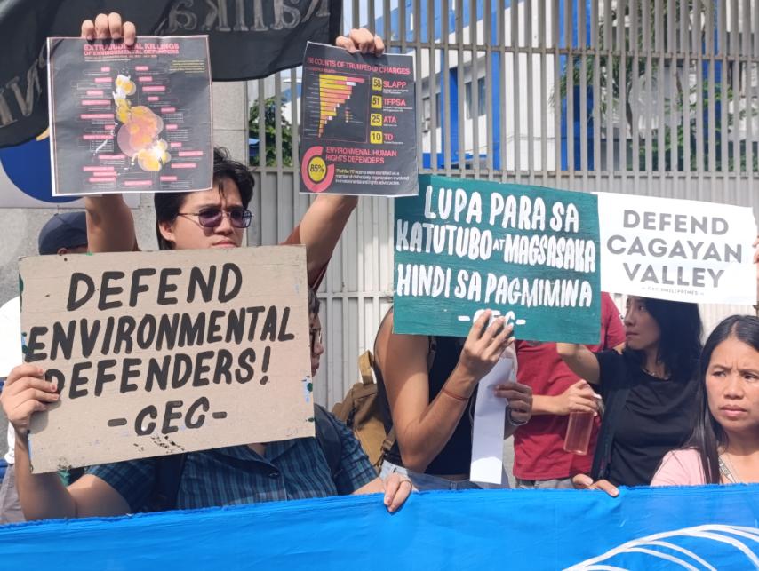Lightning rally surprises Camp Crame; environmental group alleges rights violations