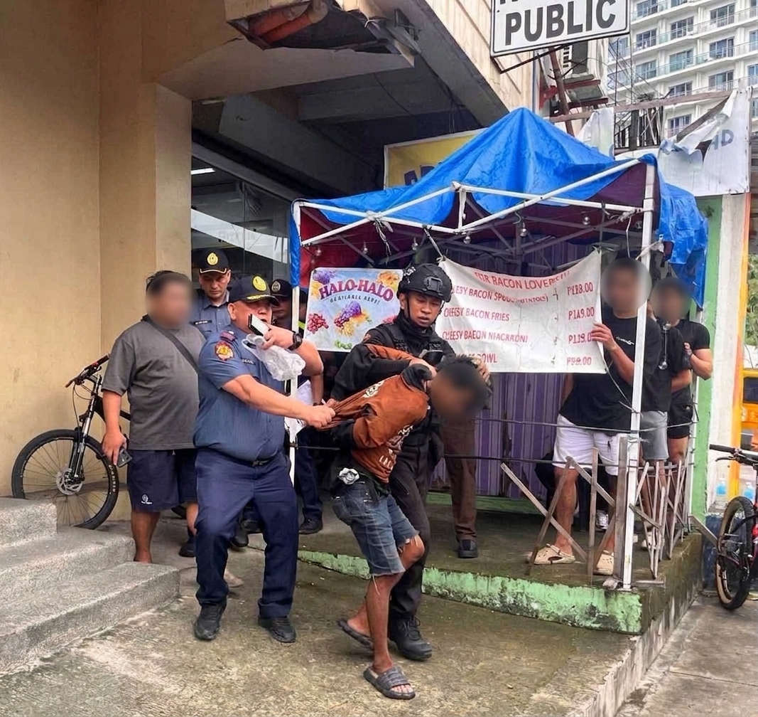 Hostage rescued during Mandaluyong standoff