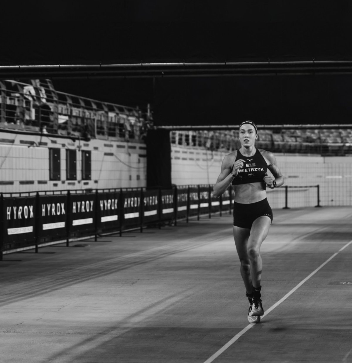 Australian athlete who soiled herself apologises for continuing Hyrox race