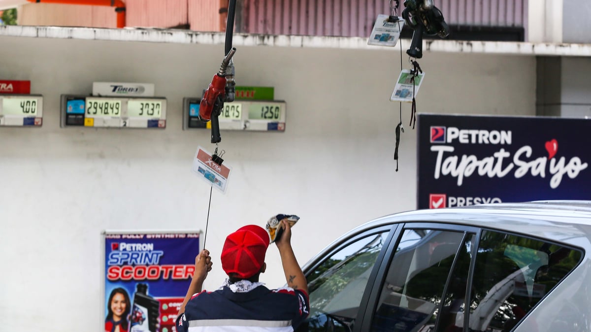 Diesel faces P10.50 shock as supply routes reel