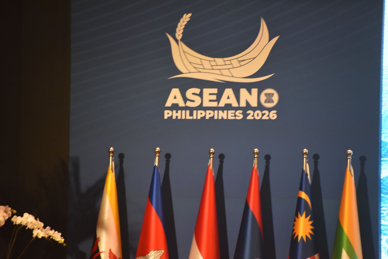 H.E. Maria Cristina Roque, Minister of Trade and Industry of the Republic of the Philippines, presides by sharing her opening remarks in the 29th ASEAN Investments Area Council Meeting for the 58th ASEAN Economic Ministers' Meeting and Related Meeting (AEM) at the Philippines International Convention Center in Pasay City, on 19 September. l Zedrich Xylak Madrid