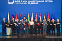 58th ASEAN Economic Ministers’ Meeting and 29th ASEAN Investment Area Council Meeting Family Photo