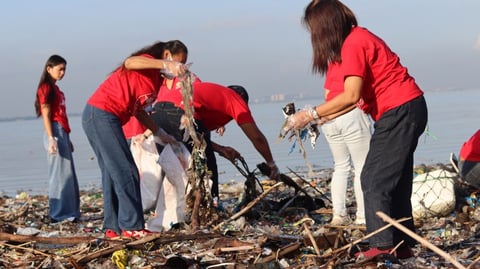 A cleaner coast starts with us