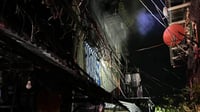 Malabon fire hits residential area 