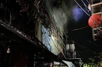 Malabon fire hits residential area